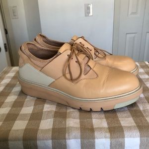Camper Marta Nude Leather Oxfords